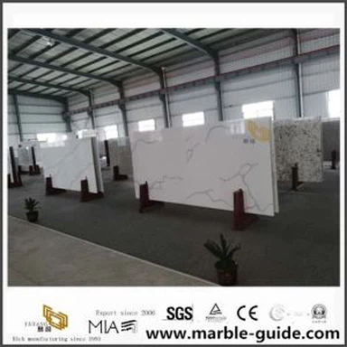 ホワイトCalacattaクォツスラブ、カウンタトップ用グレとゴルドストングレイン